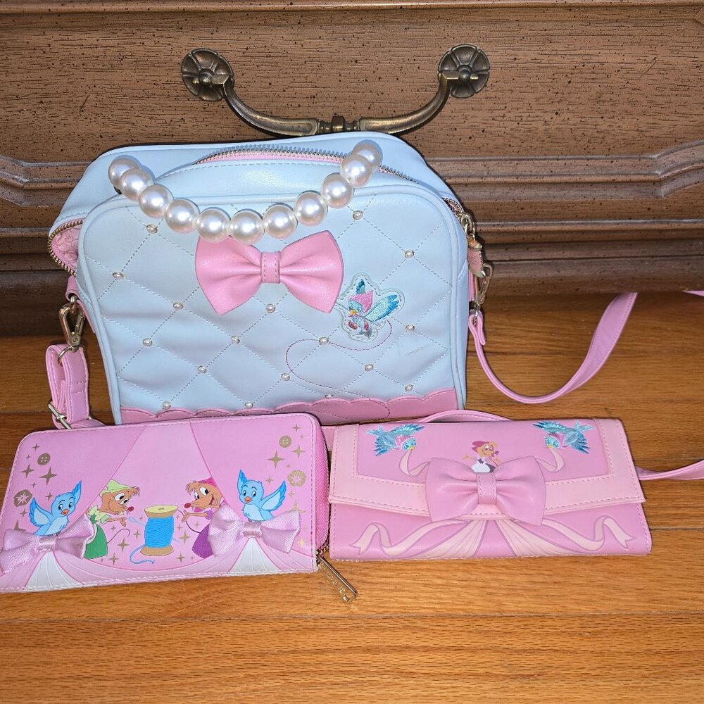 Disney Loungefly Pearl Handle Cinderella Purse